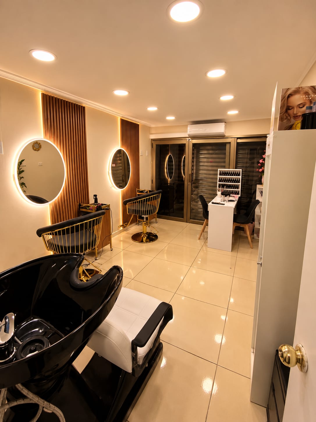 Zona de lavado y manicure